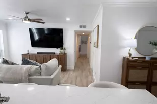 361 N Post Oak Ln, Houston, TX 77024 - Photo 14