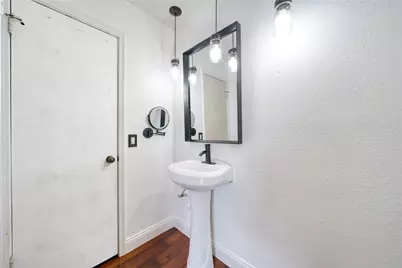 1323 Oakengates Drive, Houston, TX 77015 - Photo 32