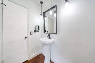 1323 Oakengates Dr, Houston, TX 77015 - Photo 32