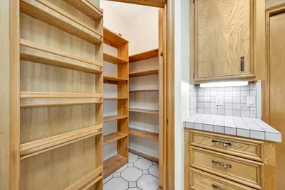 2207 Rockhaven Drive, Houston, TX 77062 - Photo 32