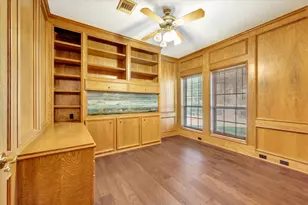 2207 Rockhaven Dr, Houston, TX 77062 - Photo 10