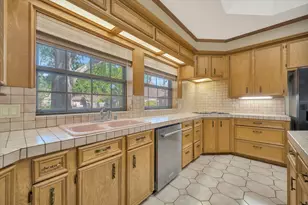 2207 Rockhaven Dr, Houston, TX 77062 - Photo 30