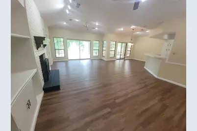 813 River Oaks, Huntsville, TX 77340 - Photo 12