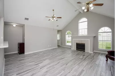 2214 Meadows Boulevard, League City, TX 77573 - Photo 10