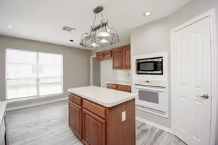 2214 Meadows Blvd, League City, TX 77573 - Photo 20