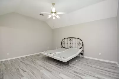 2214 Meadows Boulevard, League City, TX 77573 - Photo 24