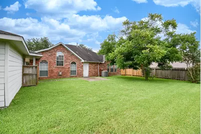 2214 Meadows Boulevard, League City, TX 77573 - Photo 38
