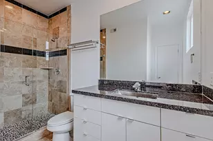 2025 Colquitt St, Houston, TX 77098 - Photo 24