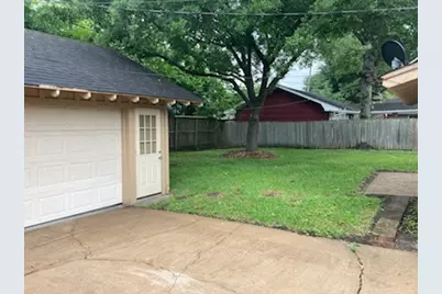 4414 Willowbend Boulevard, Houston, TX 77035 - Photo 12
