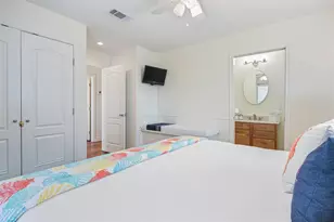981 S Stingaree Dr, Crystal Beach, TX 77650 - Photo 14