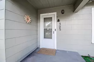 302 Damon St, Richmond, TX 77406 - Photo 8