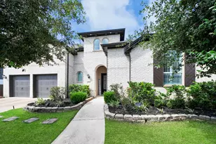 10127 Blythe St, Rosharon, TX 77583 - Photo 2