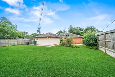 5002 Leafy Hollow Court, Houston, TX 77018 - Photo 40