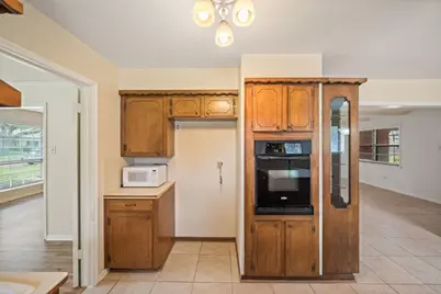 5002 Leafy Hollow Court, Houston, TX 77018 - Photo 20
