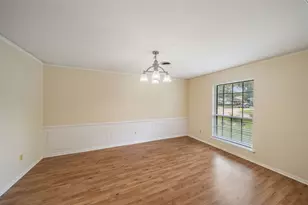 5002 Leafy Hollow Ct, Houston, TX 77018 - Photo 8