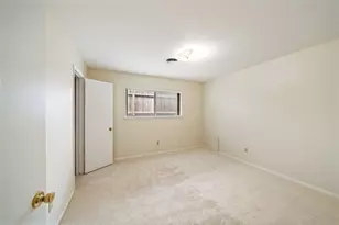 5002 Leafy Hollow Ct, Houston, TX 77018 - Photo 32