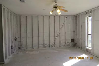 6527 Gladewell Drive, Houston, TX 77072 - Photo 14