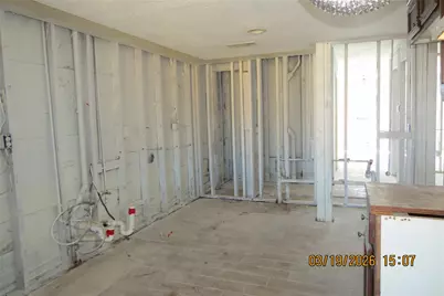 6527 Gladewell Drive, Houston, TX 77072 - Photo 10