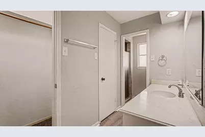 2067 SE Shadow Rock Drive, Houston, TX 77339 - Photo 24