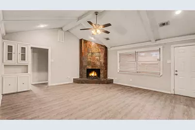 2067 SE Shadow Rock Drive, Houston, TX 77339 - Photo 18