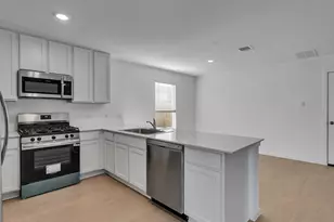 12406 Lady Slipper Rd, Houston, TX 77038 - Photo 16