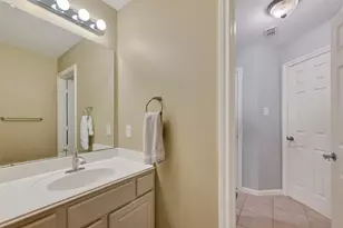 14327 Norhill Pointe Dr, Houston, TX 77044 - Photo 32