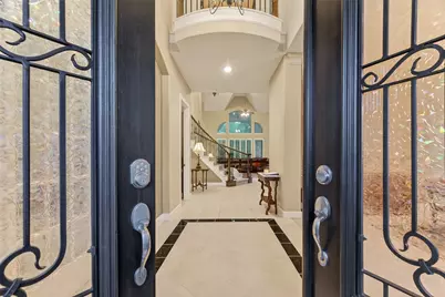 14327 Norhill Pointe Drive, Houston, TX 77044 - Photo 6