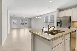 14019 S Wind Cave Ct, Conroe, TX 77384 - Photo 4