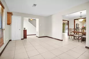 1102 Mosher Ln, Houston, TX 77088 - Photo 8