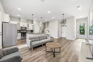 6713 Parker Grv Ln, Houston, TX 77076 - Photo 12