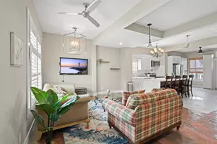 4106 Winnie St, Galveston, TX 77550 - Photo 4