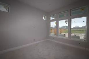 18142 Ramsey Way Ln, Conroe, TX 77302 - Photo 10