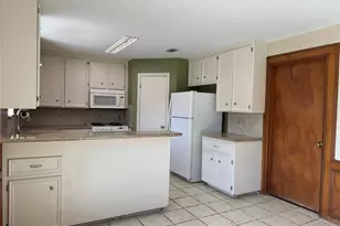 8614 Freewood St, Houston, TX 77034 - Photo 10
