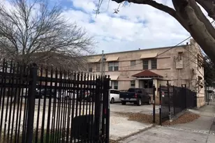 3118 San Jacinto St, Houston, TX 77004 - Photo 2