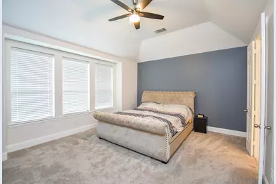 7906 Lake Commons Drive, Rosenberg, TX 77469 - Photo 16