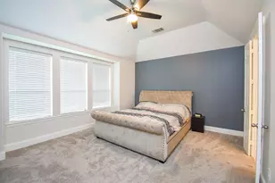 7906 Lake Commons Dr, Rosenberg, TX 77469 - Photo 16