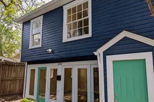 2012 Elmen St, Houston, TX 77019 - Photo 2