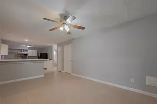 3610 Bee Bayou Ln, Sugar Land, TX 77479 - Photo 12
