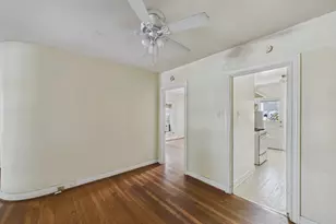 1823 W Main St, Houston, TX 77098 - Photo 8