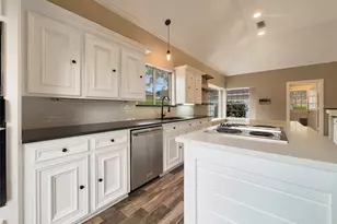 15702 Woodbourne Dr, Houston, TX 77062 - Photo 8