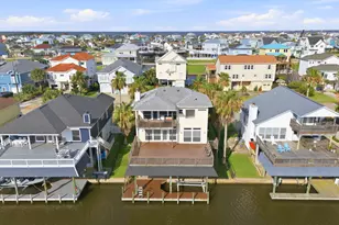 414 Westerly, Tiki Island, TX 77554 - Photo 22