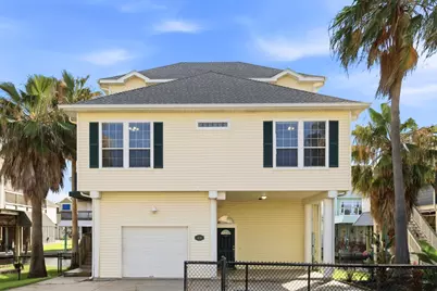 414 Westerly, Tiki Island, TX 77554 - Photo 2