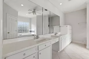 414 Westerly, Tiki Island, TX 77554 - Photo 10