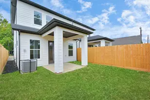 5516 Hardy St, Houston, TX 77009 - Photo 28