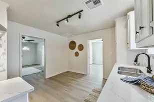 5828 Avenue T, Galveston, TX 77551 - Photo 10