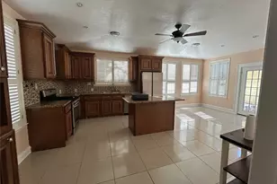 5315 Poinciana Dr, Houston, TX 77092 - Photo 4