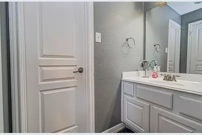 105 Hawke Bay Lane, Friendswood, TX 77546 - Photo 30