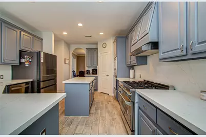 105 Hawke Bay Lane, Friendswood, TX 77546 - Photo 12
