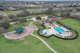 105 Hawke Bay Ln, Friendswood, TX 77546 - Photo 44