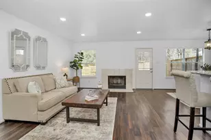 35 Marble Rock Pl, The Woodlands, TX 77382 - Photo 8